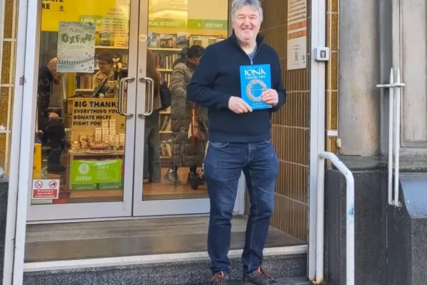 أحياناً يكون ما نبحث عنه أقرب مما نظنّ (مؤسّسة «أوكسفام»)