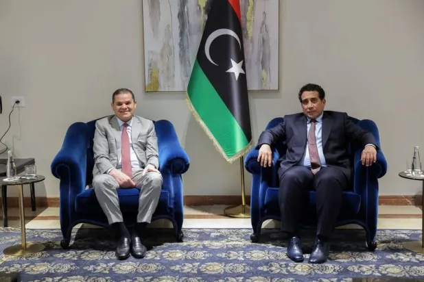 لقاء سابق بين محمد المنفي رئيس المجلس الرئاسي الليبي والدبيبة في 11 فبراير الماضي (حكومة «الوحدة»)