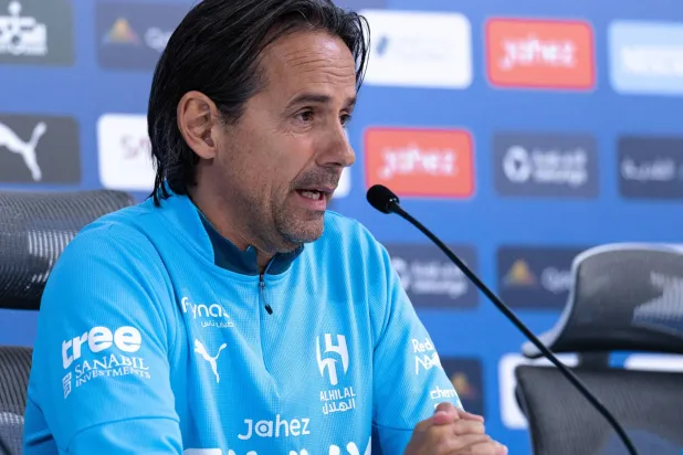 إنزاغي خلال المؤتمر الصحافي (موقع نادي الهلال)