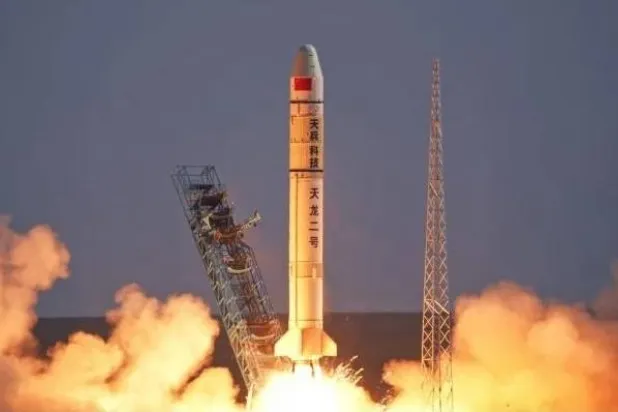 عملية إطلاق صاروخ فضائي صيني (أرشيفية-وسائل إعلام صينية)