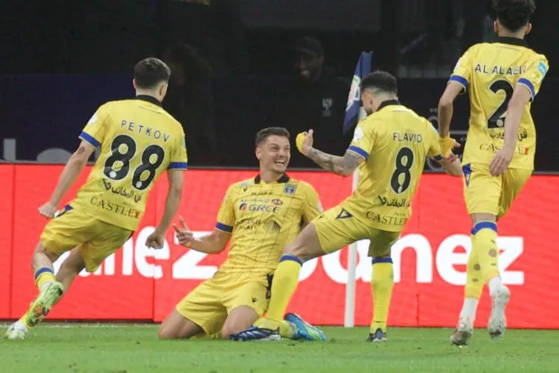 هل يعيد التعاون مشهد «صانع القرار في الدوري» ويمنح النصر اللقب؟