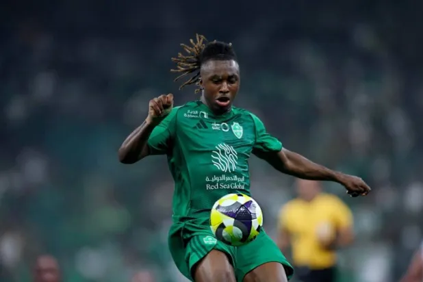 فالنتين أتانغانا (نادي الأهلي)