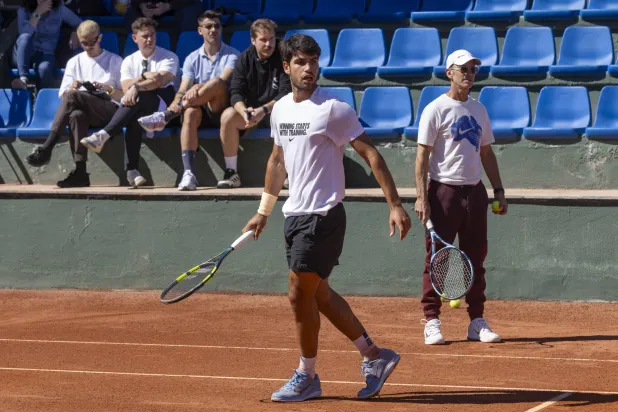 الإسباني كارلوس ألكاراس المصنف الأول عالمياً (إ.ب.أ)