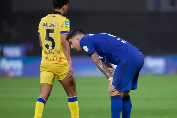نيفيز محبطا بعد التعادل مع التعاون (تصوير: نايف العتيبي)