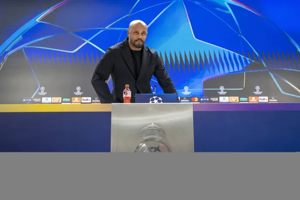 المدرب البلجيكي لبايرن ميونيخ الألماني فنسن كومباني (د.ب.أ)