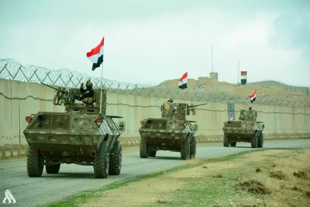 Suriye sınırında Irak askeri devriyesi (INA)