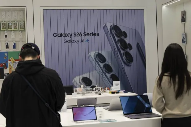 People visit a Samsung Electronics store gallery in Seoul, South Korea, 07 April 2026. (EPA)