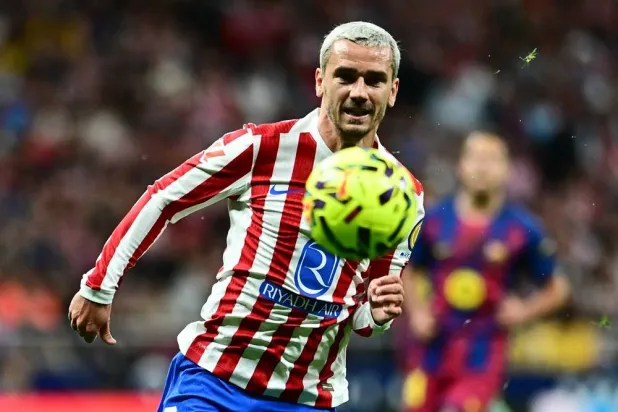 Football - La Liga - Atletico Madrid v FC Barcelona - Riyadh Air Metropolitano, Madrid, Spain - April 4, 2026 Atletico Madrid's Antoine Griezmann in action. (Reuters)