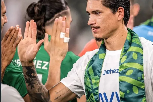 داروين نونيز مهاجم الهلال (الشرق الأوسط)