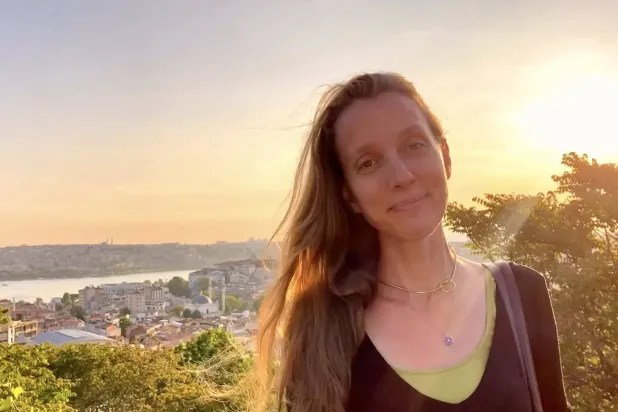 Amerikalı gazeteci Shelley Kittleson, 2023 yılında İstanbul'da kaldığı dönemde (Facebook)