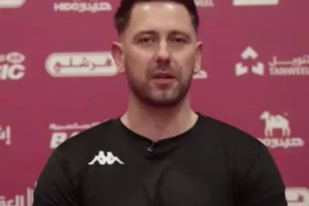 ديس باكنغهام مدرب نادي الخلود (نادي الخلود)