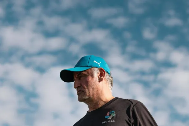 الفرنسي كريستوف غالتييه، المدير الفني لنيوم (نادي نيوم) 