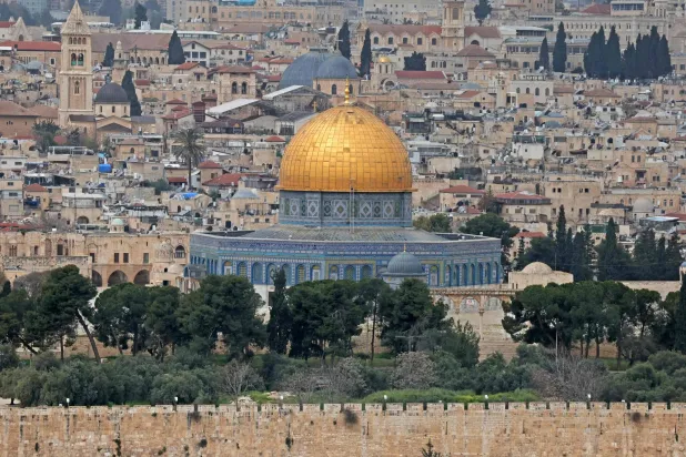 قوات الاحتلال الإسرائيلي واصلت إغلاق المسجد الأقصى أمام المصلين المسلمين لليوم الأربعين على التوالي (أ.ف.ب)