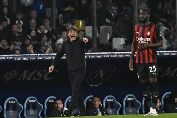 Napoli's head coach Antonio Conte reacts during the Italian Serie A soccer match between SSC Napoli and AC Milan in Naples, Italy, 06 April 2026. EPA/CIRO FUSCO