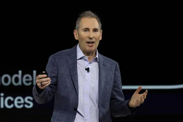FILE PHOTO: Amazon CEO Andy Jassy speaks during an Amazon Devices launch event in New York City, US, February 26, 2025. REUTERS/Brendan McDermid/File Photo
