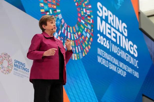 غورغييفا أثناء إلقائها كلمة قبيل اجتماعات الربيع الأسبوع المقبل (رويترز)