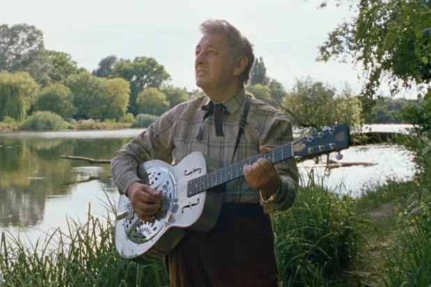 شاشة الناقد: 3 أفلام عن الفن والخوف من الوحدة و«الزومبيز»