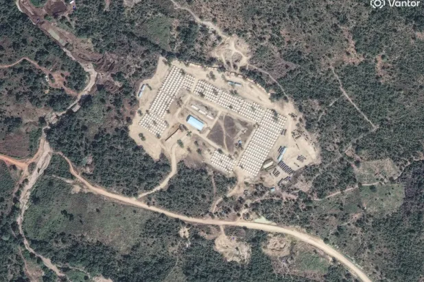 Etiyopya’nın Benishangul-Gumuz bölgesindeki bir kampı gösteren uydu görüntüsü, 22 Ocak 2026 (Reuters)