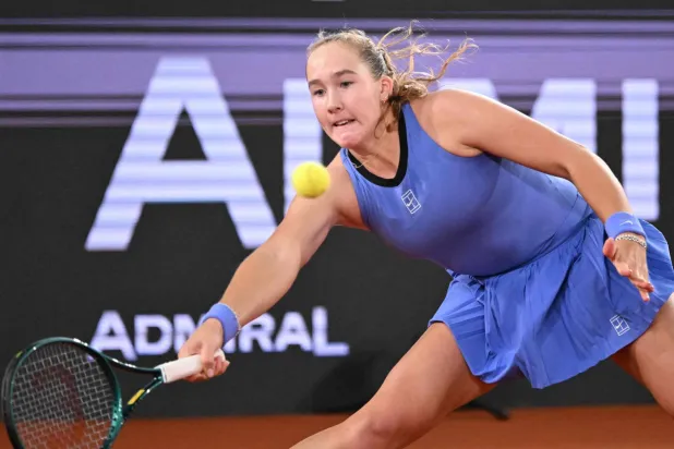 الروسية ميرا أندريفا تتألق في لينز (أ.ف.ب)