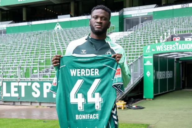 المهاجم فيكتور بونيفاس (نادي فيردر بريمن)