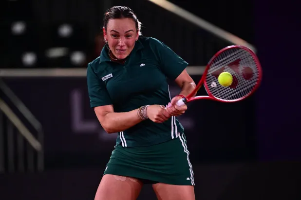 دونا فيكيتش خلال المواجهة مع كارولينا (رويترز)