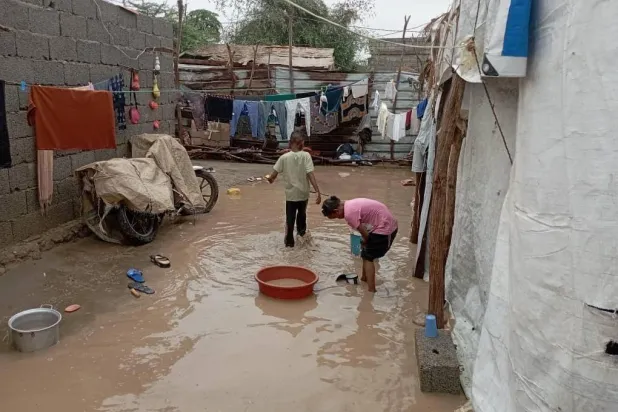 السيول في اليمن غمرت مساكن النازحين ودمرت المخزون الغذائي (الأمم المتحدة)