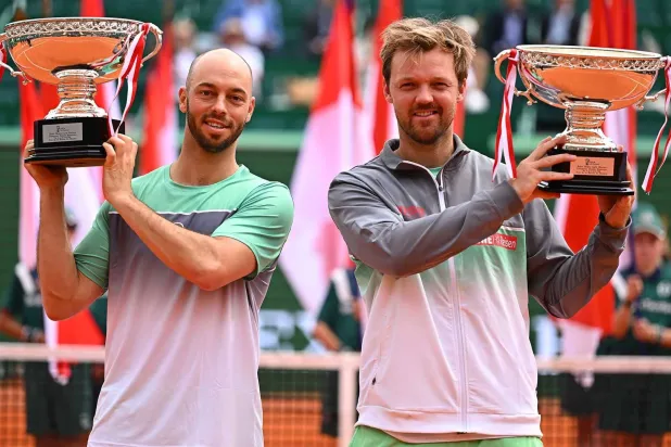 كيفن كرافيتز وتيم بوتز (رابطة اللاعبين المحترفين)