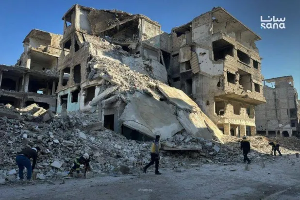 هبوط أرضي مفاجئ في مخيم اليرموك يفتح باب أنفاق الحرب