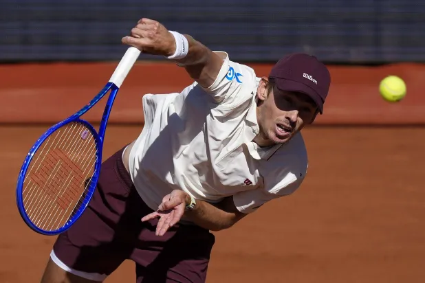 أليكس دي مينور (إ.ب.أ)