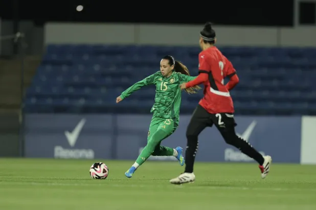 من مباراة أخضر السيدات أمام مصر (الشرق الأوسط)