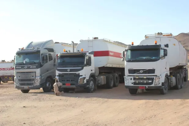 ناقلات الوقود المضبوطة ضمن حملة الطوارئ ضد التهريب (إعلام محلي)