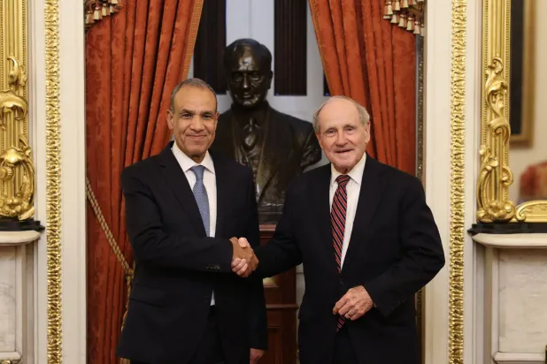 وزير الخارجية المصري يلتقي رئيس لجنة العلاقات الخارجية بمجلس الشيوخ الأميركي (الخارجية المصرية)