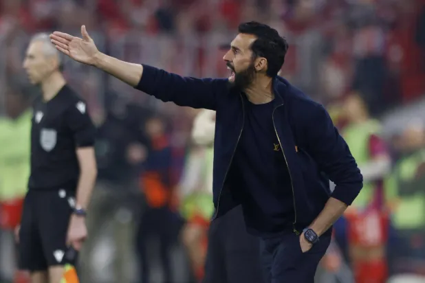 Soccer Football - UEFA Champions League - Quarter Final - Second Leg - Bayern Munich v Real Madrid - Allianz Arena, Munich, Germany - April 15, 2026 Real Madrid coach Alvaro Arbeloa reacts REUTERS/Michaela Stache
