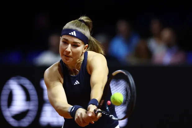 كارولاينا موتشوفا (رويترز)