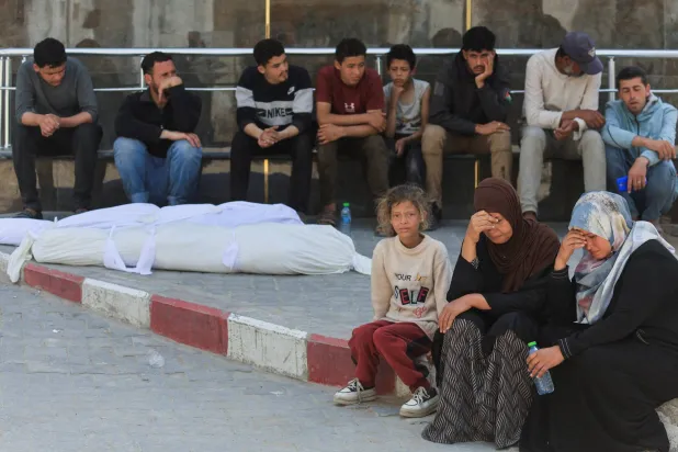 «تهديد مبطن وتوتر»... ماذا دار في لقاء الحية ومسؤول أميركي بالقاهرة؟