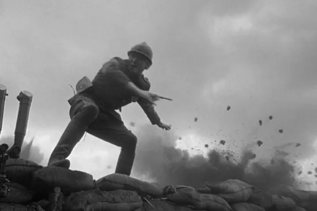 «ممرات المجد» (يونايتد آرتستس)
