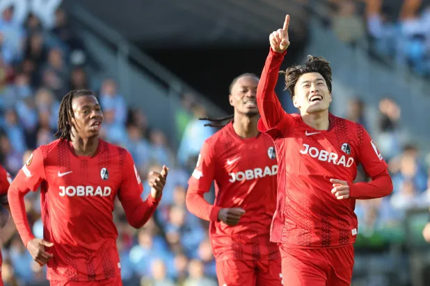 فرايبورغ يلتقي في قبل النهائي مع الفائز من سبورتنغ براغا وريال بيتيس (إ.ب.أ)