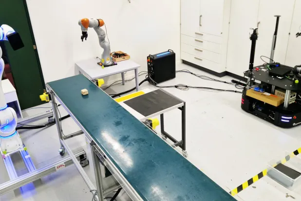 الدراسة تقدم إطاراً جديداً يتيح للروبوتات نقل المهارات بين منصات مختلفة رغم اختلاف بنيتها الميكانيكية (EPFL)