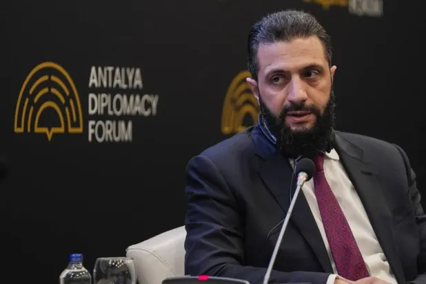 El-Şara, İsrail ile "güvenlik anlaşması" üzerinde çalıştıklarını doğruladı