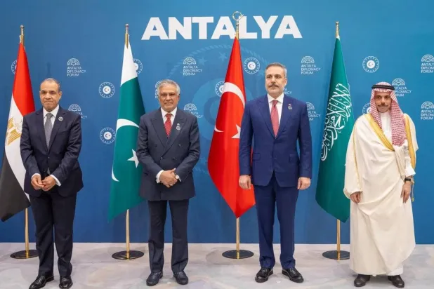 Suudi Arabistan Dışişleri Bakanı, Antalya'da düzenlenen dörtlü bakanlar toplantısına katıldı