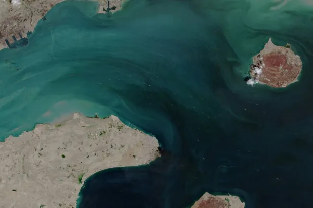 A satellite image shows the ship movement at the Strait of Hormuz on April 2, 2026, in Space. EUROPEAN UNION/COPERNICUS SENTINEL-2/Handout via REUTERS 