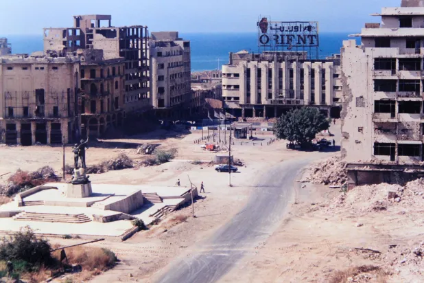 الكلمات التي كُتبت يومها كانت تمشي نحو ما سيحدث (رويترز)