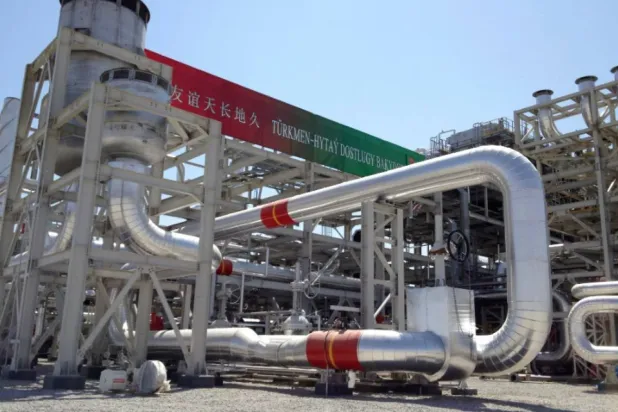 تصدّر تركمانستان التي تمتلك رابع أكبر احتياطي غاز في العالم معظم إنتاجها إلى الصين (إكس)