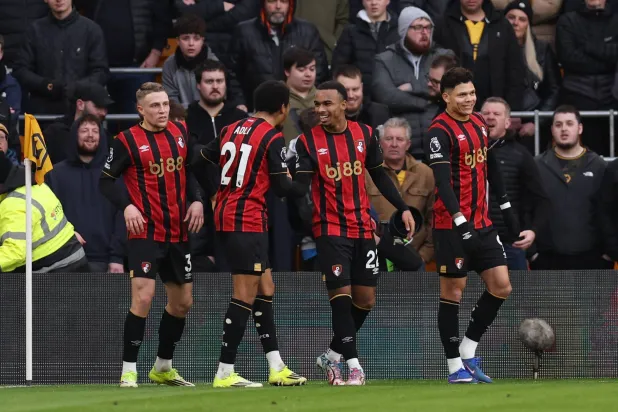 نجح إيراولا في تحويل بورنموث إلى أحد أكثر فرق الدوري الإنجليزي إمتاعاً (رويترز)