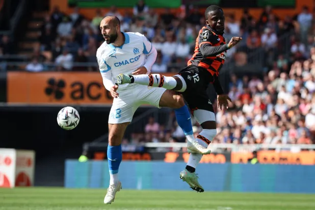 من مباراة مرسيليا ولوريان في الدوري الفرنسي (أ.ف.ب)