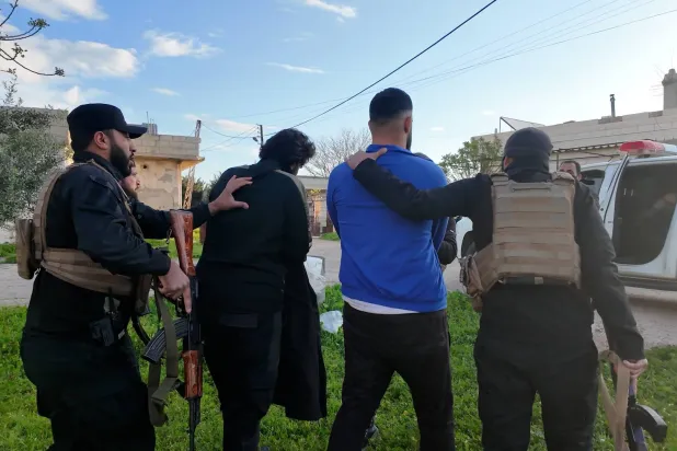 القبض على خمسة عناصر من أفراد الخلية المرتبطة بـ«حزب الله» داخل سوريا (الداخلية السورية)