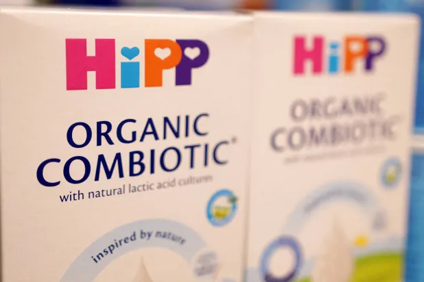 منتجات شركة «هيب» معروضة على أحد الرفوف في سوبر ماركت (رويترز)