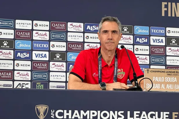 باولو سوزا خلال المؤتمر الصحافي (الشرق الأوسط)