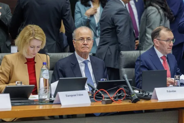 (L-R) High Representative of the European Union for Foreign Affairs and Security Policy Kaja Kallas, Palestinian Prime Minister Mohamed Mustafa, and Norwegian Foreign Minister Espen Barth Eide during the Global Alliance for the Implementation of the Two-State Solution 9th meeting in Brussels, Belgium, 20 April 2026. (EPA)