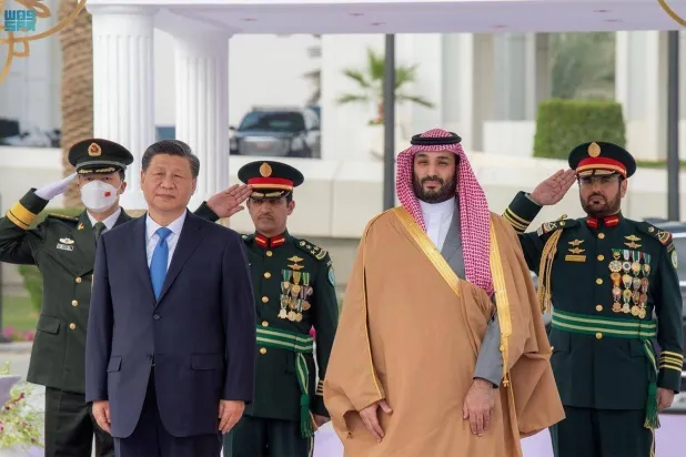 Crown Prince and Prime Minister of Saudi Arabia welcoming the Chinese President to the Kingdom - SPA